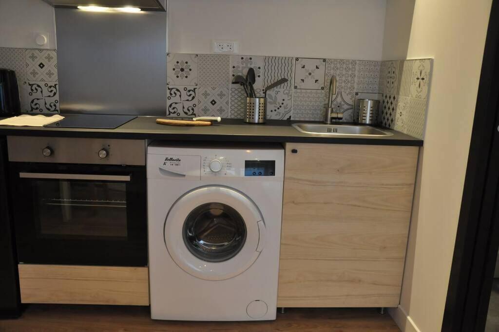 Freskenn 1, Studio 23M² Cosy & Chaleureux Apartment Брест Екстериор снимка